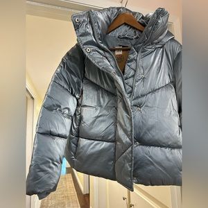 GAP Big Puff Cropped Jacket - Size: S - COLOR: Mineral Blue